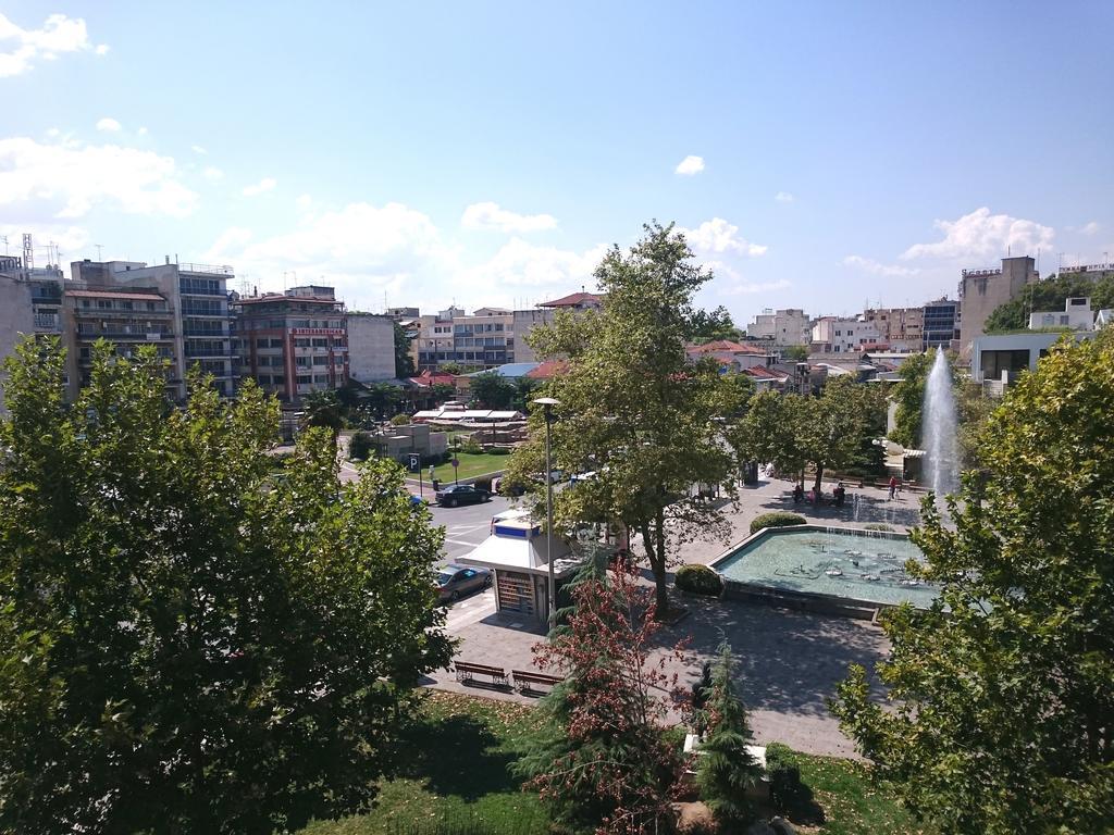 Hotel Park Лариса Экстерьер фото