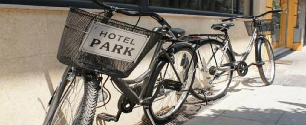 Hotel Park Лариса Экстерьер фото