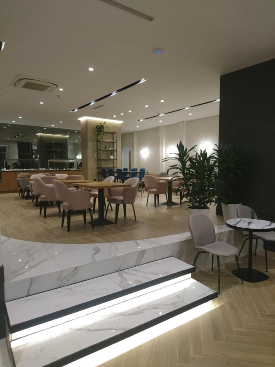 Hotel Park Лариса Экстерьер фото