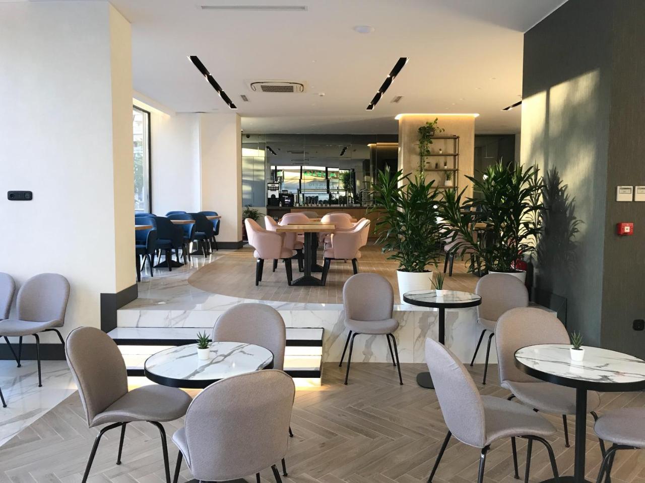 Hotel Park Лариса Экстерьер фото